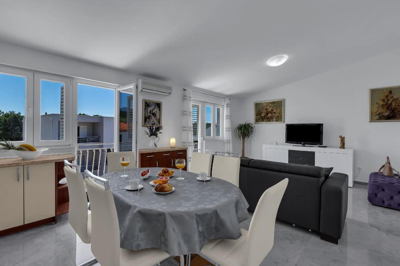 Ana Apartment Makarska Exteriör bild